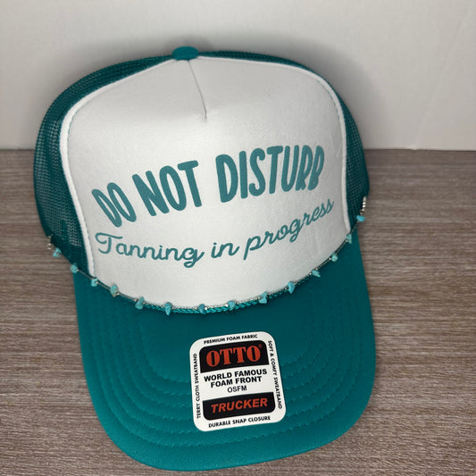 Do not disturb tanning in progress