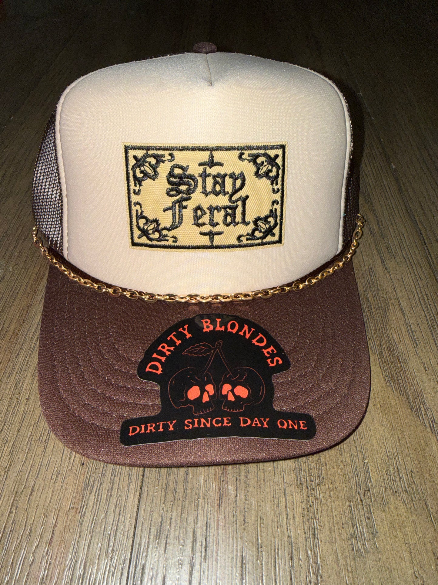 Stay feral patch hat