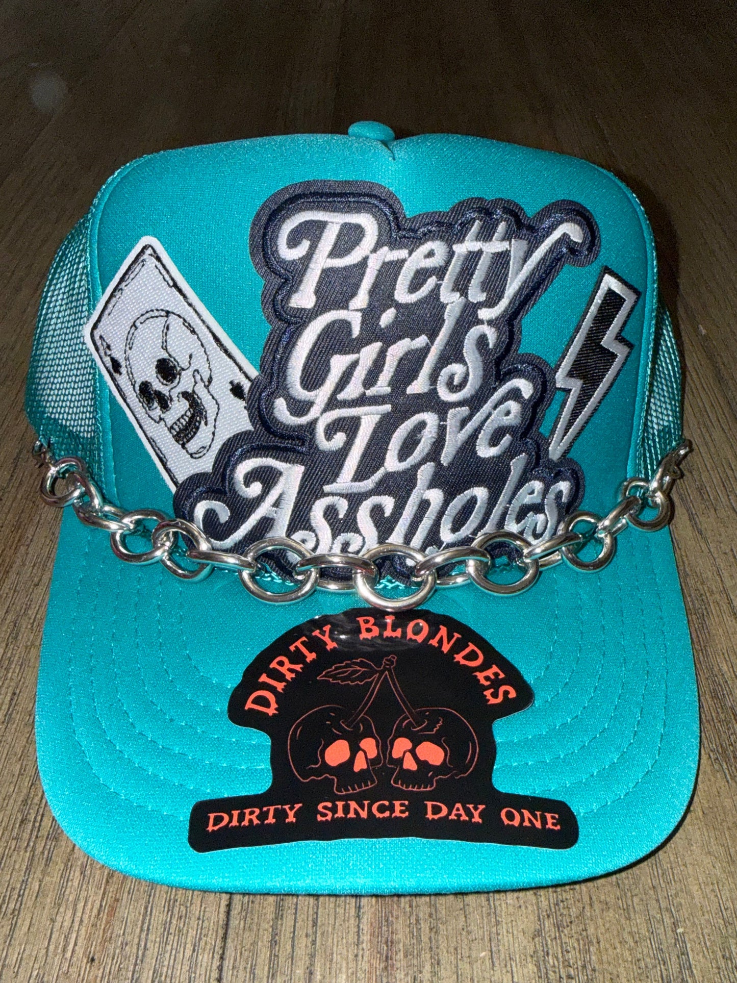 Pretty girls love assholes patch hat